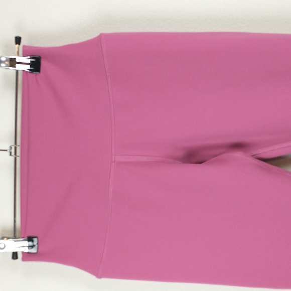 Alo Yoga Airbrush Leggings Womens XS Pink High Rise Full Length - Picture 2 of 9